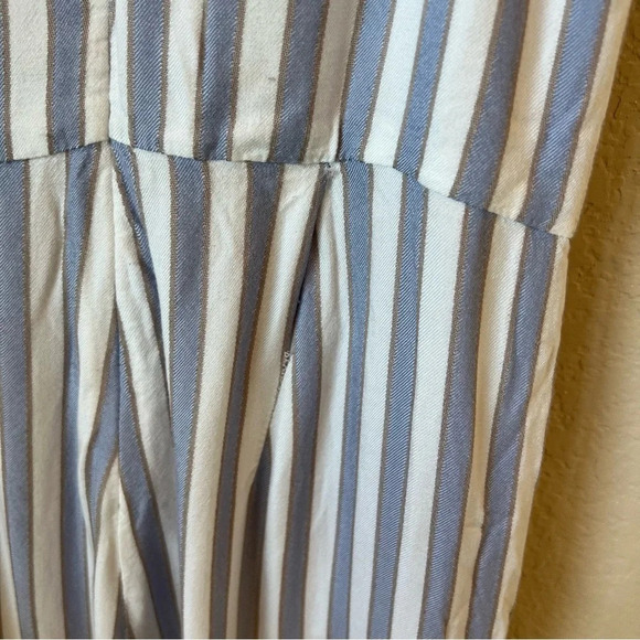Pure US Striped Jumpsuit - Picture 2 of 6